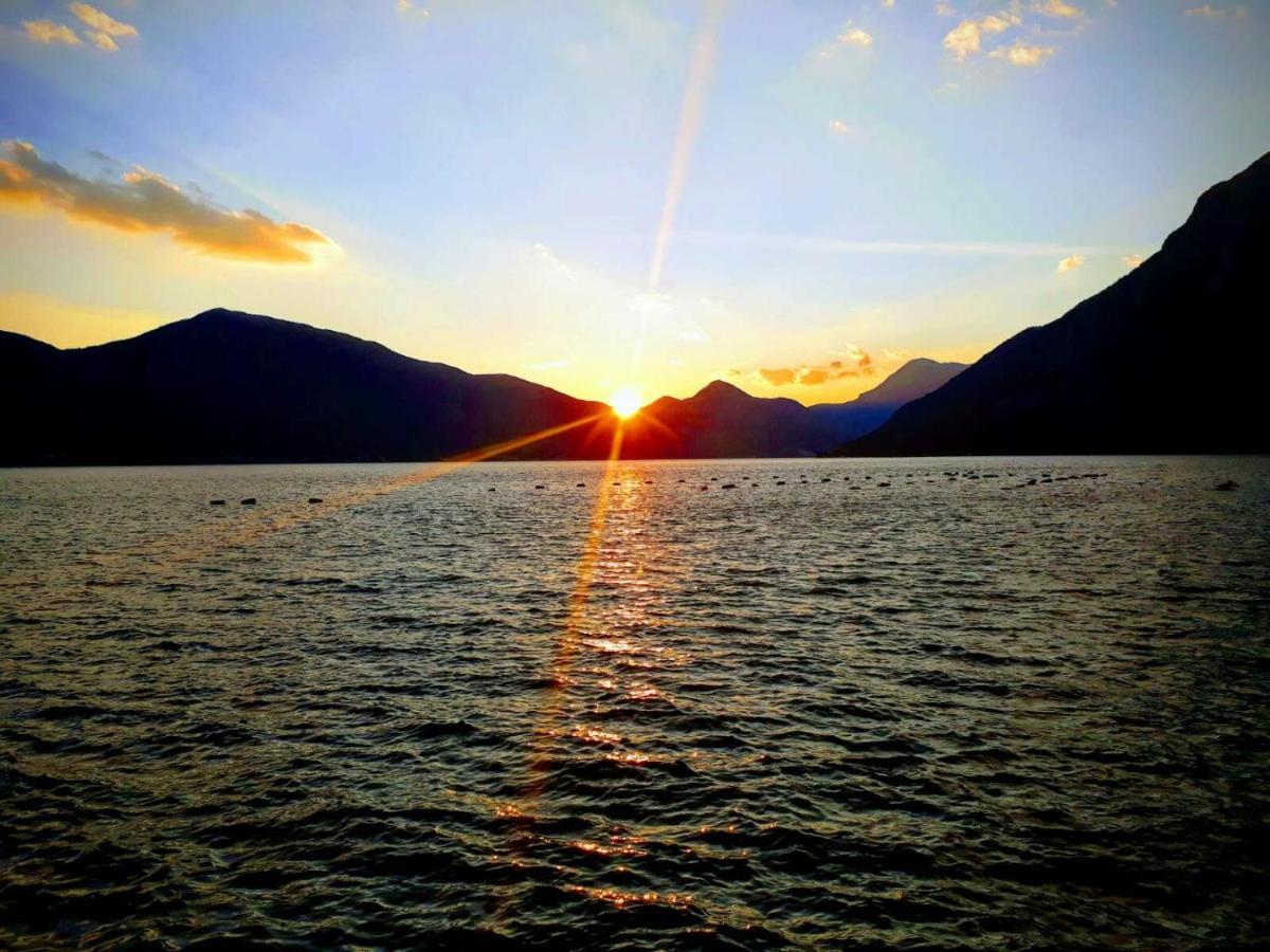 Magical View Lägenhet Kotor Exteriör bild